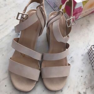 Women's wedge sandal